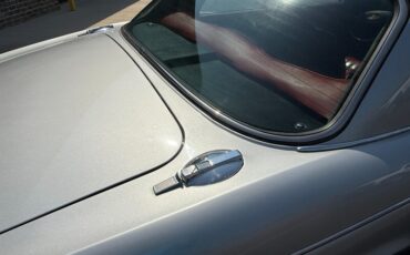 Jaguar-Xj12c-1976-4