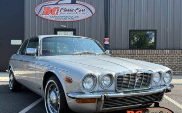 Jaguar-Xj12c-1976-41