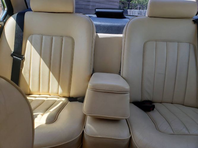 Jaguar-Xj6-1986-Black-Leather-4
