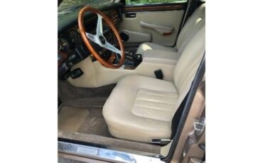 Jaguar-Xj6-1986-Tan-Tan-10