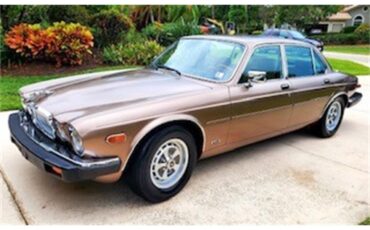 Jaguar-Xj6-1986-Tan-Tan-2