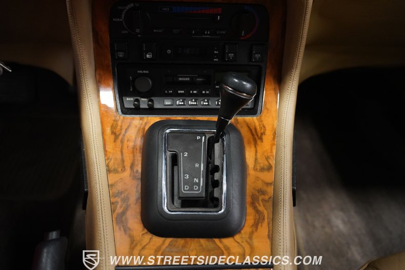 Jaguar-Xj6-1988-Jaguar-Racing-Green-Tan-22