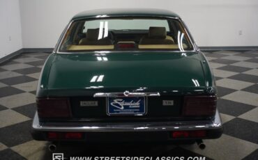 Jaguar-Xj6-1988-Jaguar-Racing-Green-Tan-43