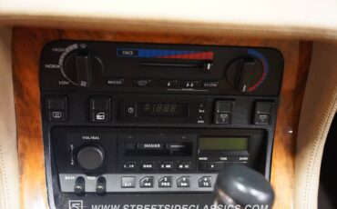 Jaguar-Xj6-1988-Jaguar-Racing-Green-Tan-45