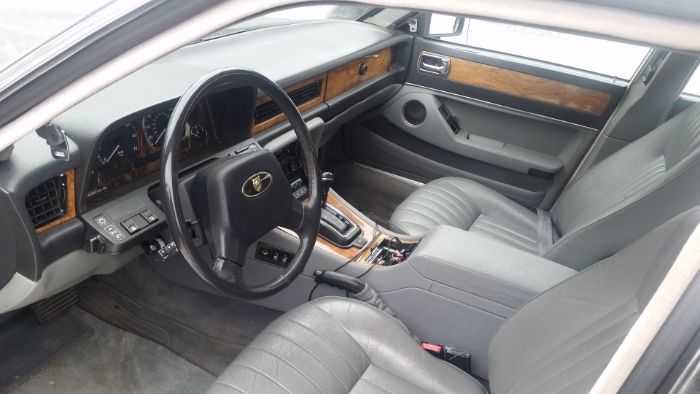 Jaguar-Xj6-1990-2