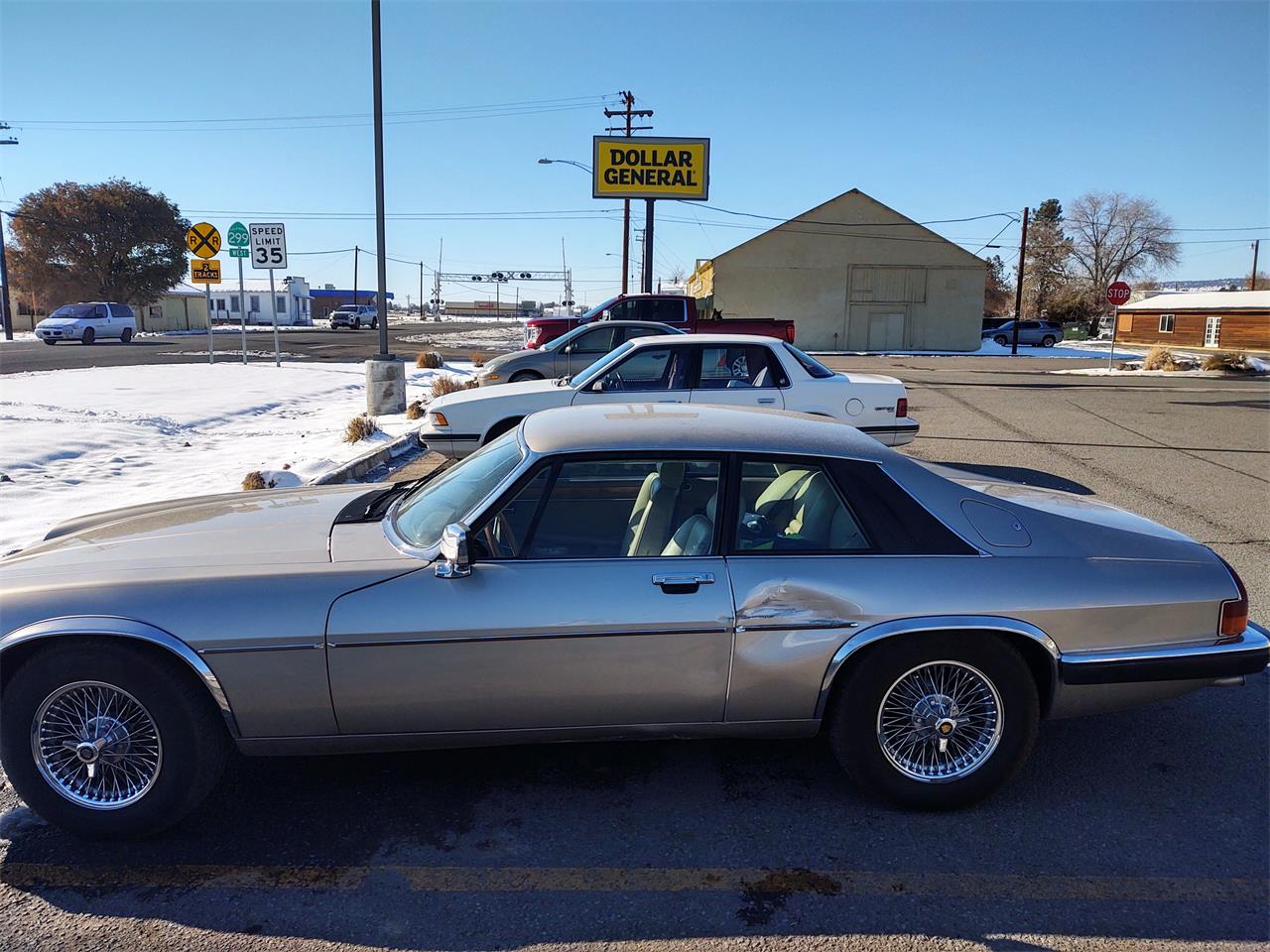 Jaguar-Xjs-1988-Champagne-Bayish-12