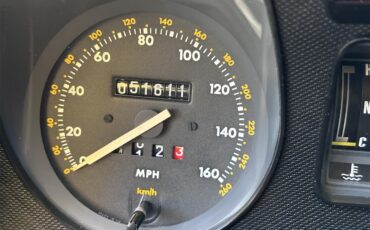 Jaguar-Xjs-1988-Glacier-White-Barley-Leather-3