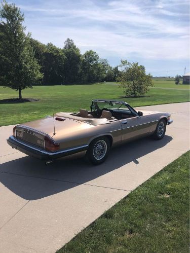 Jaguar-Xjs-1988-Gold-Tan-1