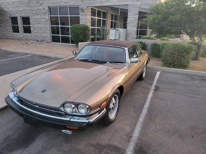Jaguar-Xjs-1988-Leather-3