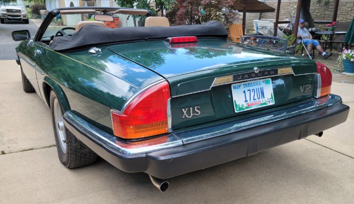 Jaguar-Xjs-1990-1