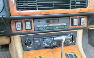 Jaguar-Xjs-1990-17