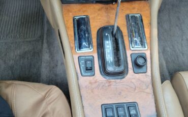 Jaguar-Xjs-1990-18