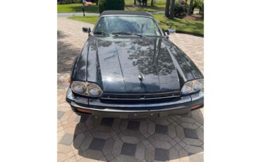 Jaguar-Xjs-1990-Black-Camel-1