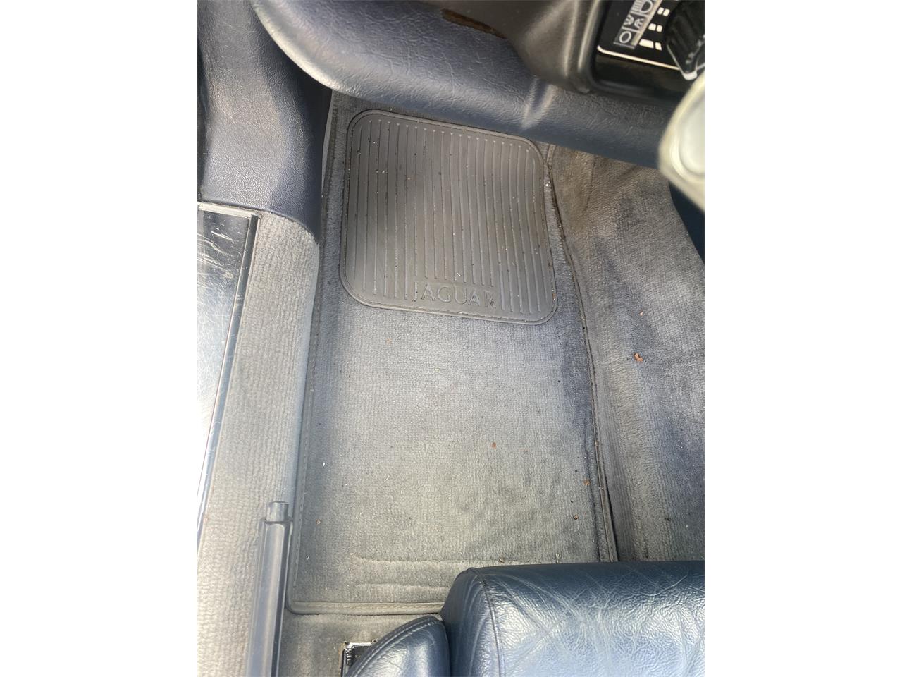 Jaguar-Xjs-1990-Diamond-Blue-Metalli-Blue-Leather-11