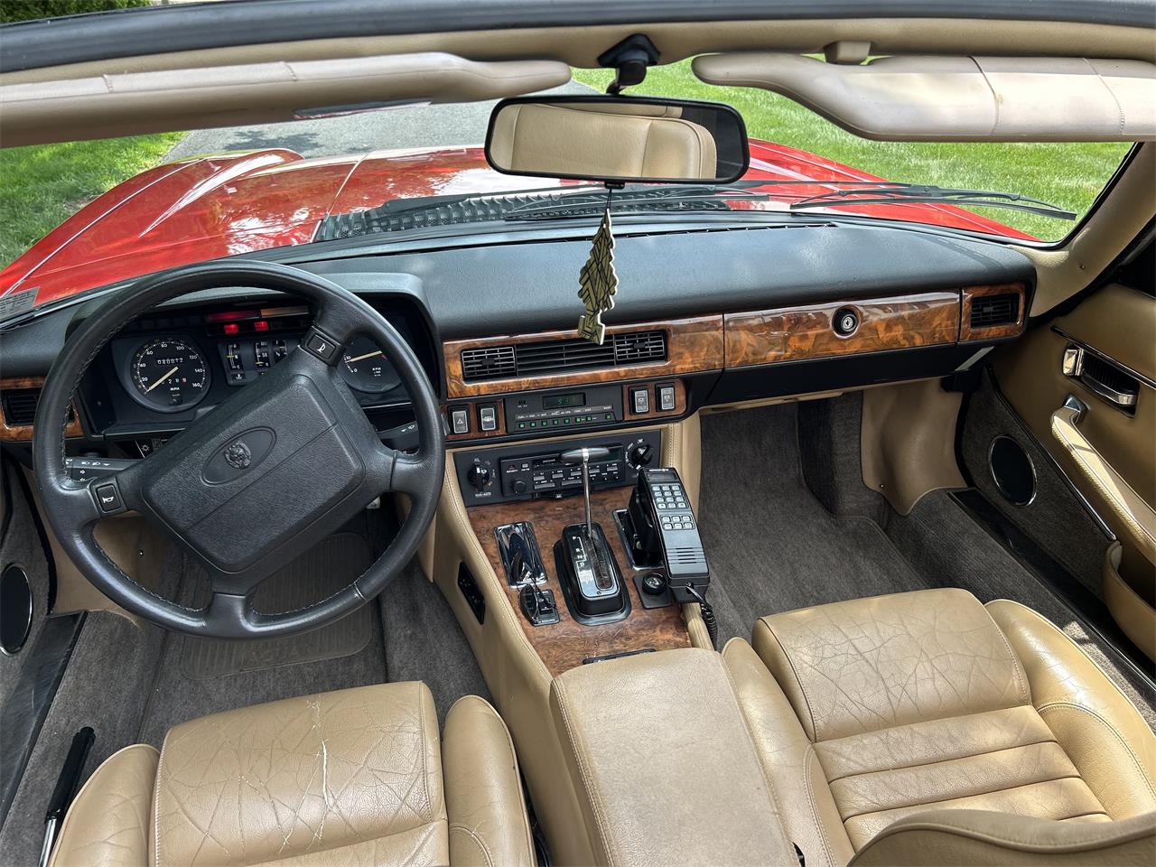 Jaguar-Xjs-1990-Signal-Red-Barley-11