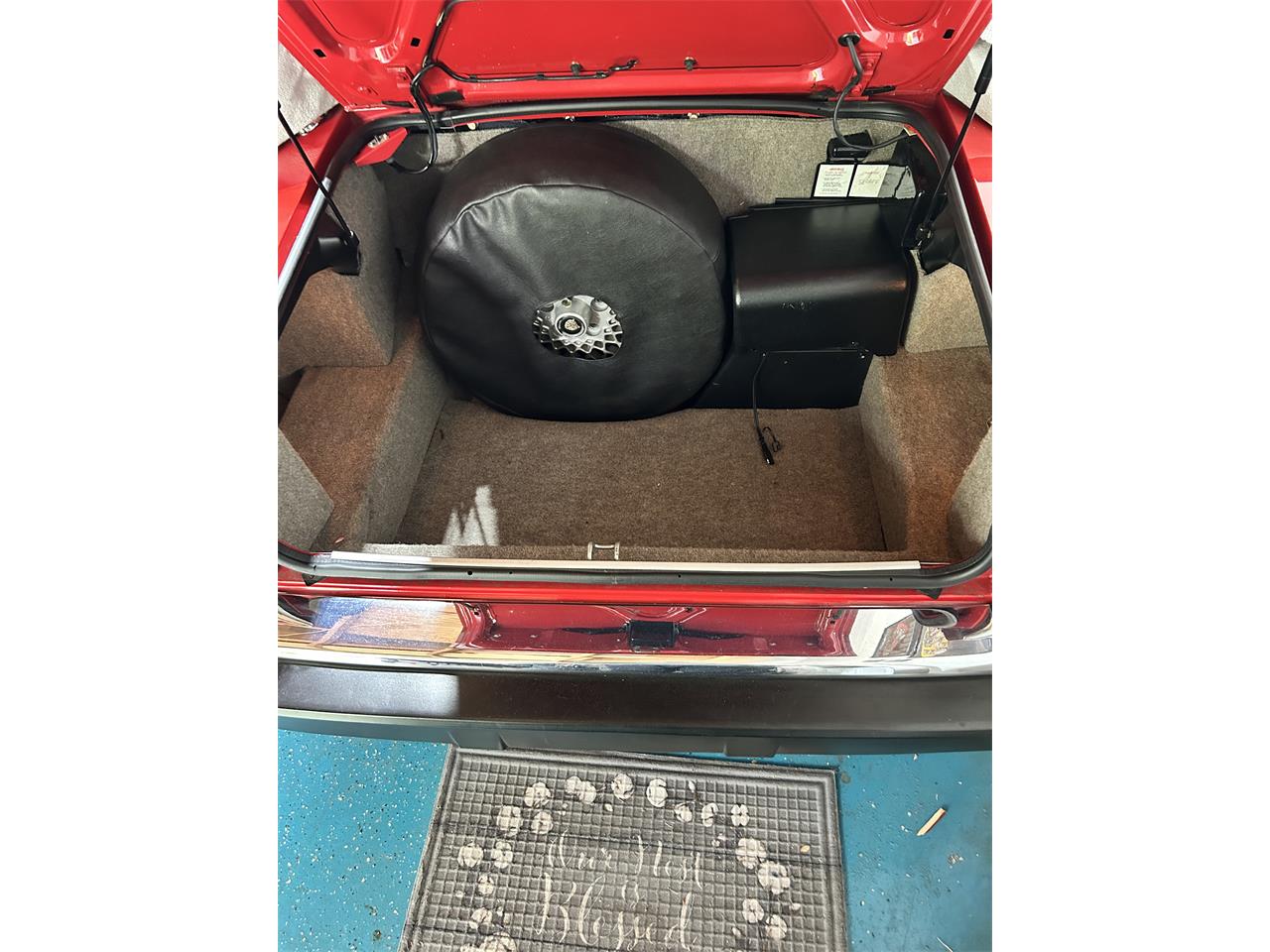 Jaguar-Xjs-1990-Signal-Red-Barley-23