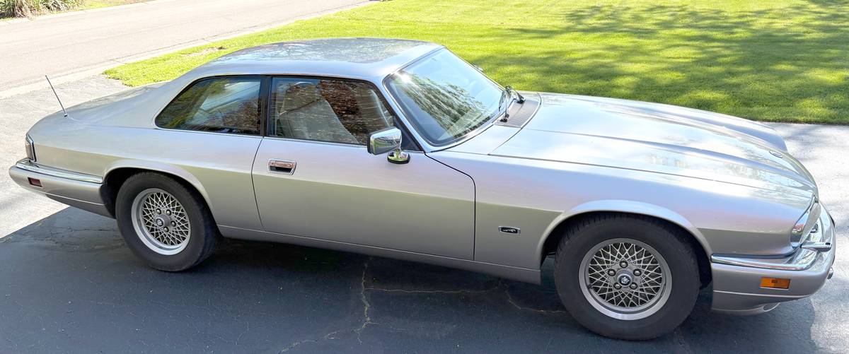 Jaguar-Xjs-1994-1