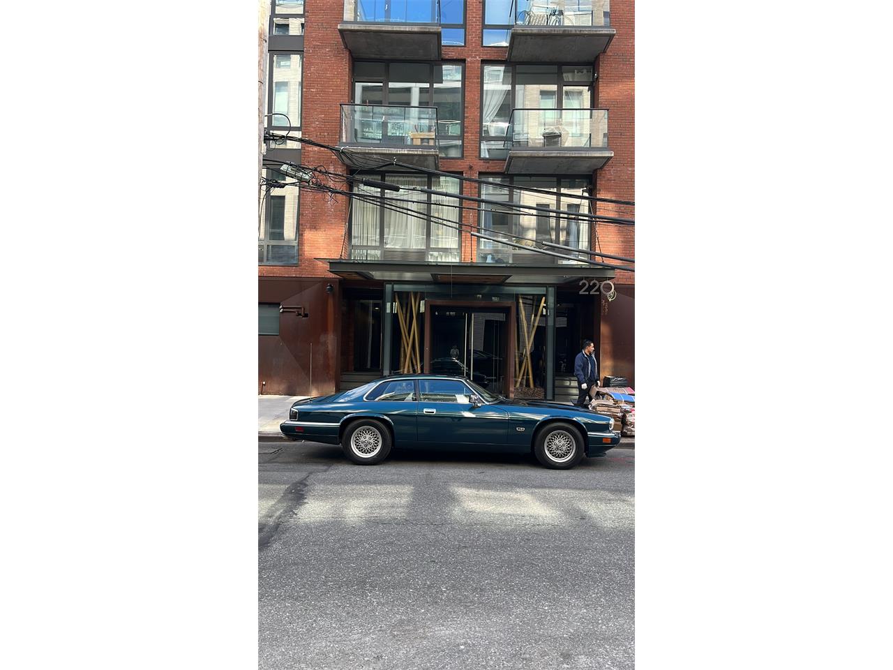 Jaguar-Xjs-1994-Kingfisher-Blue-Beige-6