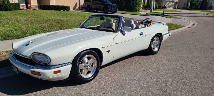 Jaguar-Xjs-1994-White-White-Leather-3