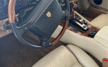 Jaguar-Xjs-1994-White-off-White-12