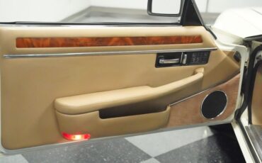 Jaguar-Xjs-1995-Glacier-White-Coffee-13