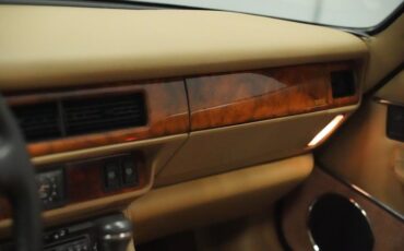 Jaguar-Xjs-1995-Glacier-White-Coffee-18