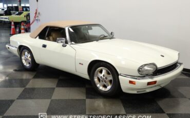 Jaguar-Xjs-1995-Glacier-White-Coffee-18