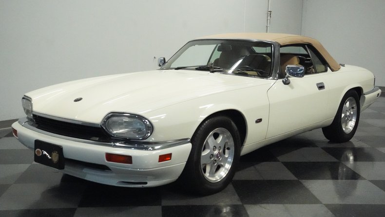 Jaguar-Xjs-1995-Glacier-White-Coffee-3