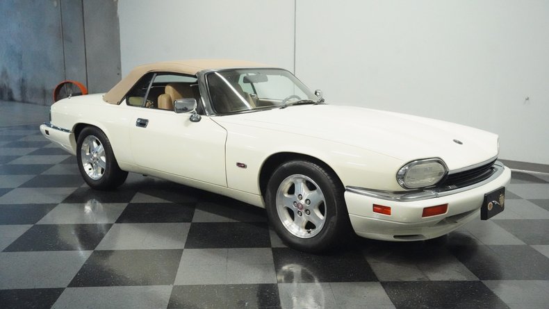 Jaguar-Xjs-1995-Glacier-White-Coffee-34