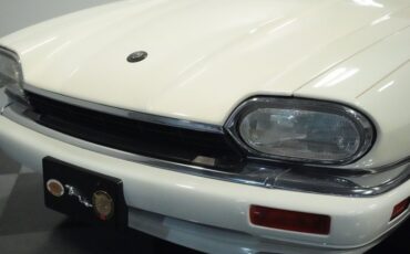Jaguar-Xjs-1995-Glacier-White-Coffee-38