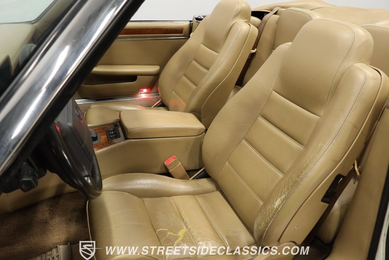 Jaguar-Xjs-1995-Glacier-White-Coffee-48