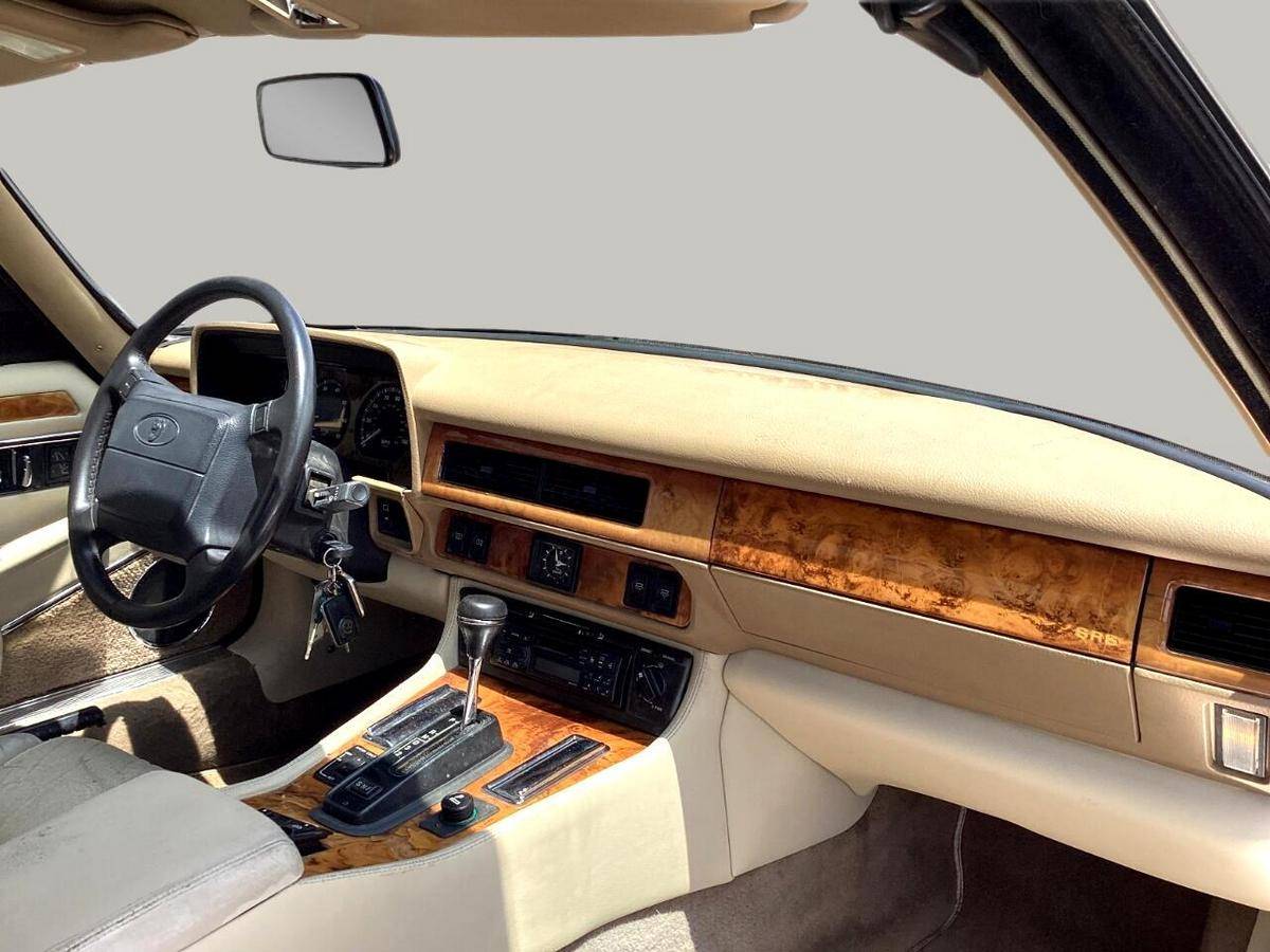 Jaguar-Xjs-1995-red-13