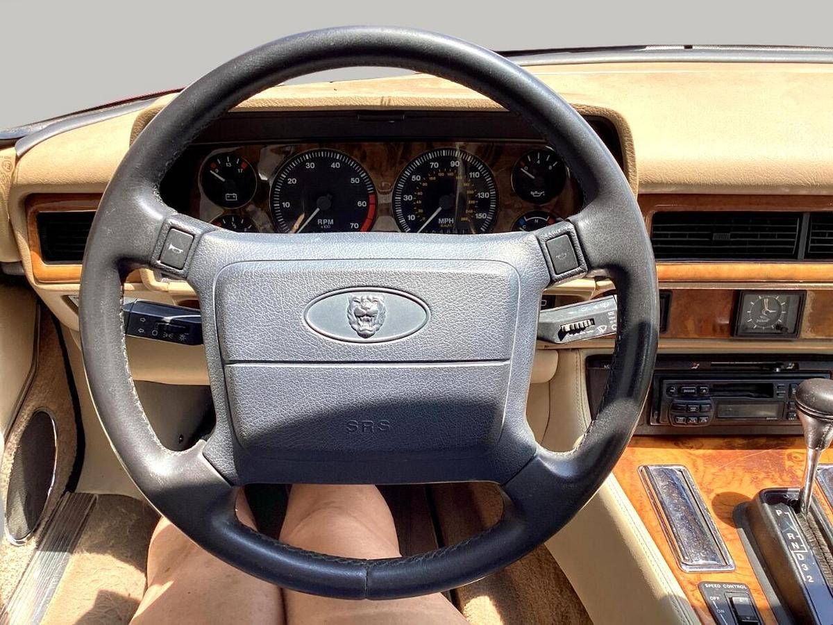 Jaguar-Xjs-1995-red-20