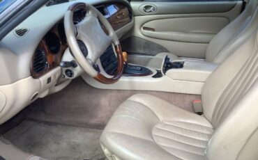 Jaguar-Xk8-1988-British-Racing-Green-Champagne-Beige-1