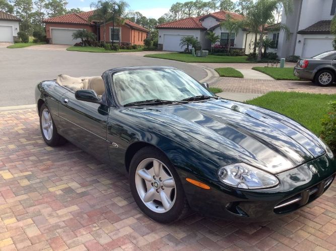 Jaguar-Xk8-1988-British-Racing-Green-Champagne-Beige-3