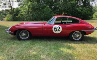 Jaguar-Xke-1962-Red-Black-12