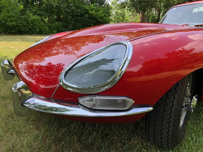 Jaguar-Xke-1962-Red-Black-14
