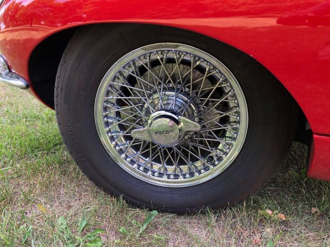 Jaguar-Xke-1962-Red-Black-36