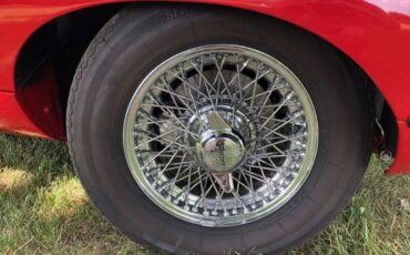 Jaguar-Xke-1962-Red-Black-37
