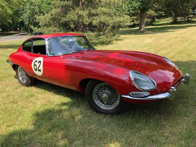 Jaguar-Xke-1962-Red-Black-48