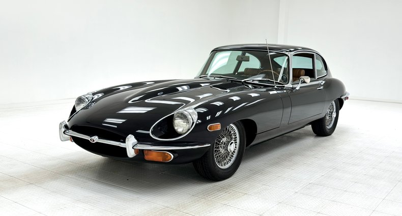 Jaguar-Xke-1969-Black-Cinnamon-48