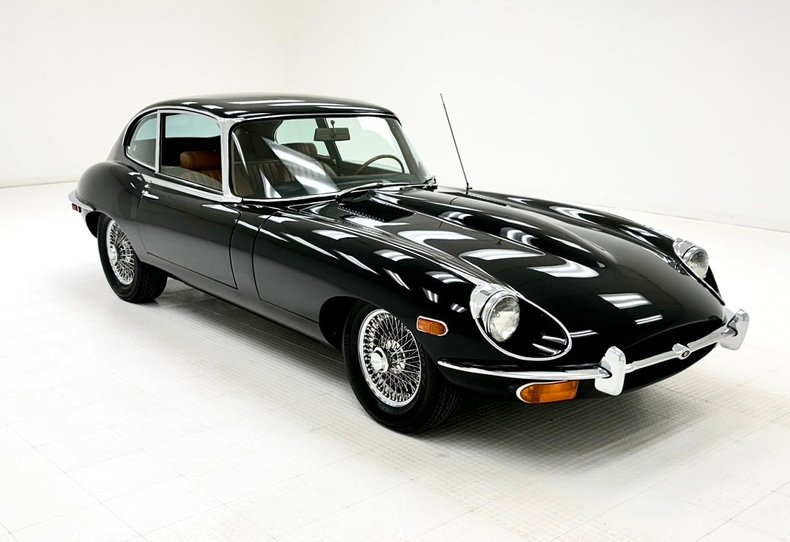 Jaguar-Xke-1969-Black-Cinnamon-5