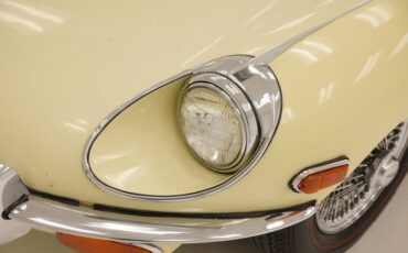 Jaguar-Xke-1969-Pale-Primrose-Tan-20