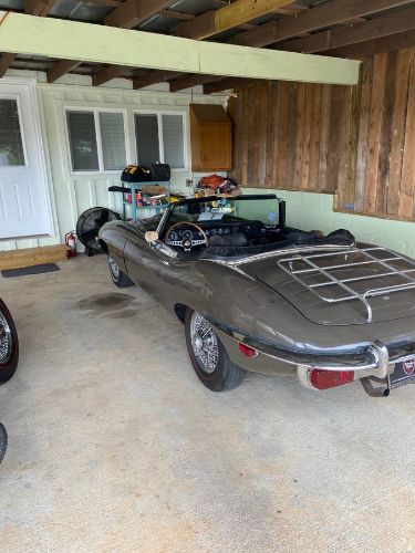 Jaguar-Xke-1969-Sable-Black-11