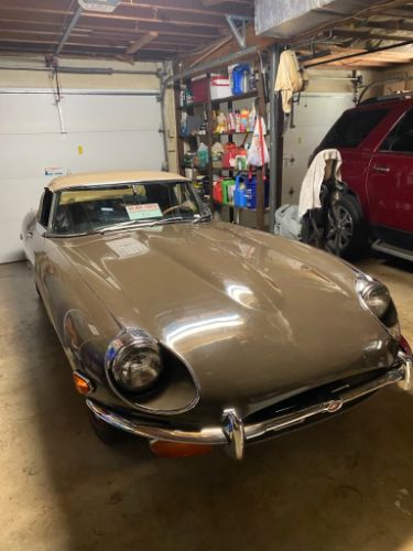 Jaguar-Xke-1969-Sable-Black-2