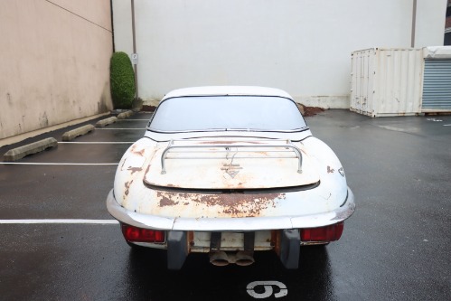 Jaguar-Xke-1974-White-Tan-4