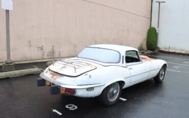 Jaguar-Xke-1974-White-Tan-5