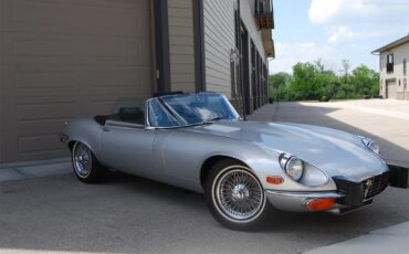 Jaguar-Xke-iii-1974-Silver-Black-7
