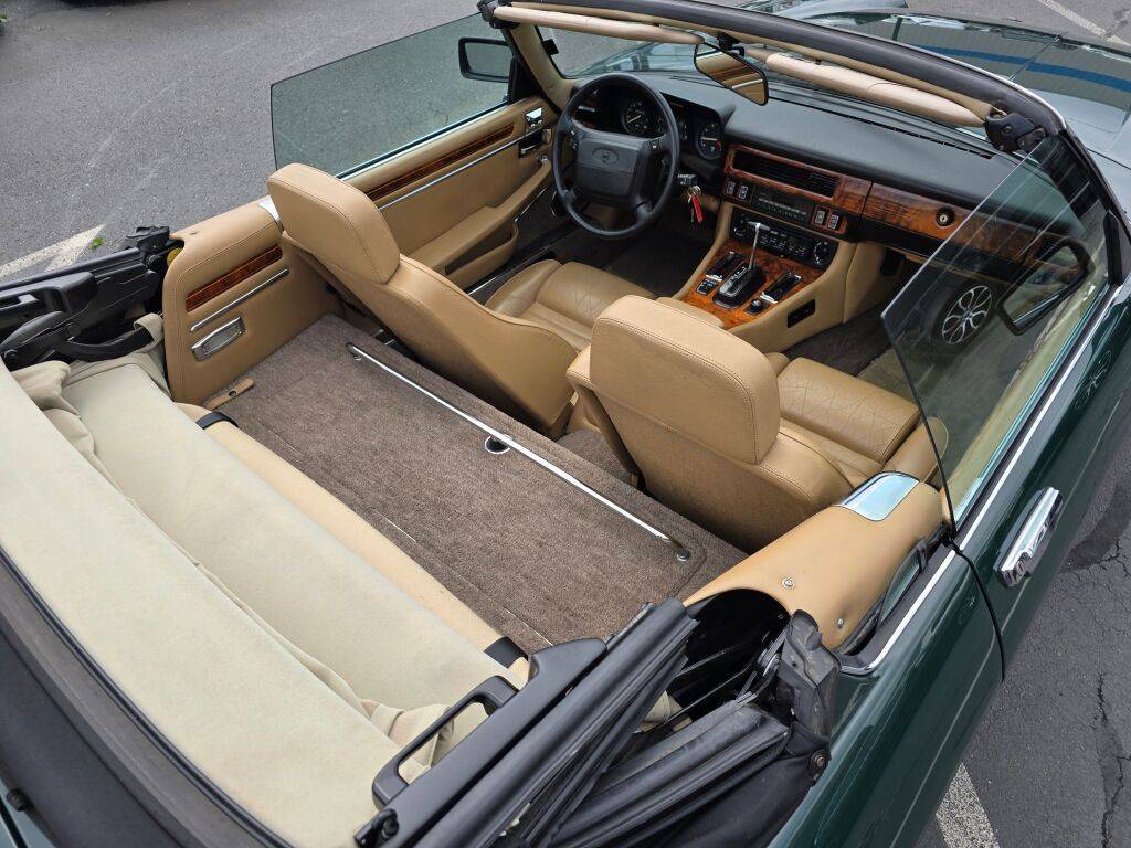 Jaguar-xj-series-xjs-1990-green-11