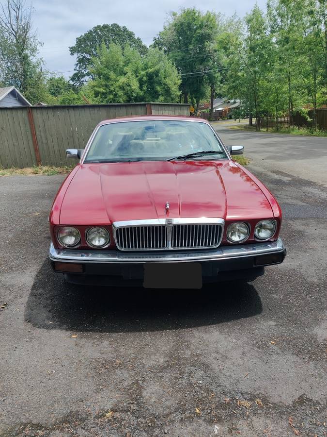 Jaguar-xj6-vanden-plas-1989-red-2